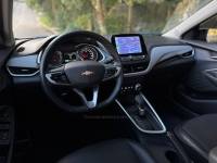 CHEVROLET - ONIX - 2023/2024 - Preta - R$ 107.900,00