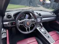 PORSCHE - 718 - 2018/2019 - Preta - R$ 509.900,00