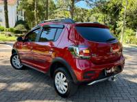RENAULT - SANDERO - 2014/2015 - Vermelha - Sob Consulta