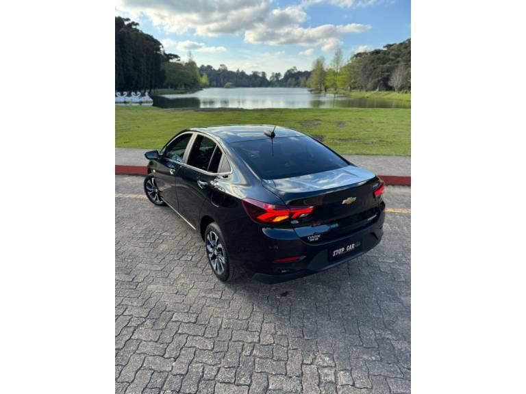 CHEVROLET - ONIX - 2023/2024 - Preta - R$ 107.900,00