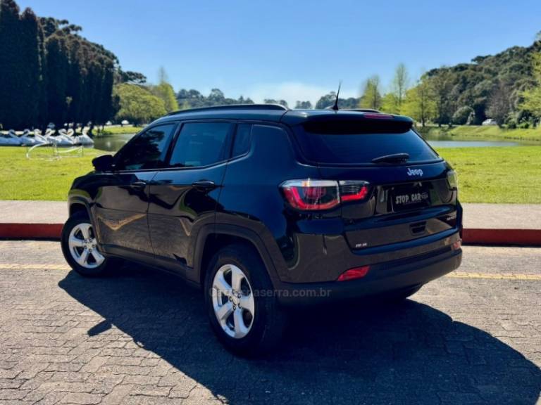 JEEP - COMPASS - 2017/2018 - Preta - R$ 96.900,00
