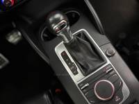 AUDI - A3 - 2015/2016 - Branca - R$ 99.900,00