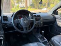 VOLKSWAGEN - POLO - 2011/2012 - Cinza - R$ 47.900,00