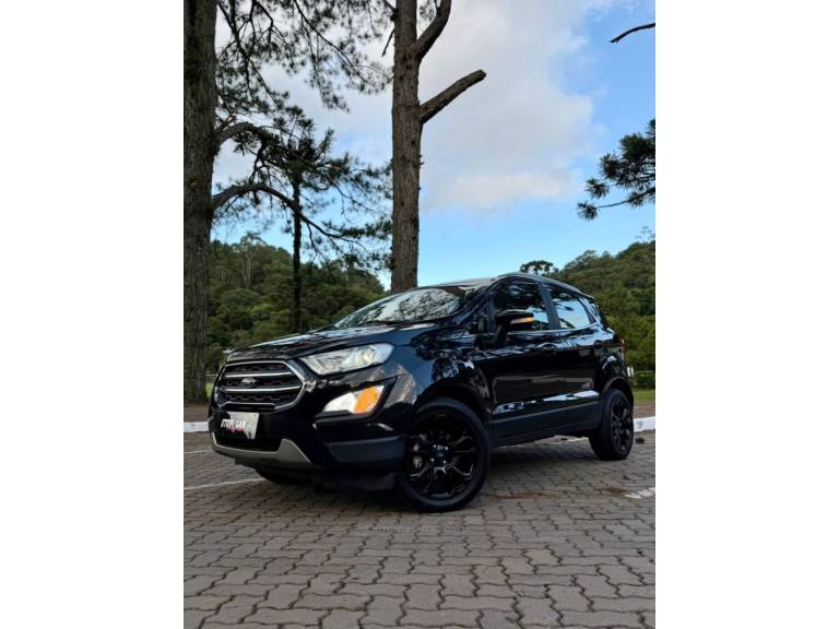 FORD - ECOSPORT - 2018/2019 - Preta - R$ 83.900,00