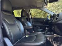 JEEP - COMPASS - 2017/2018 - Preta - R$ 96.900,00