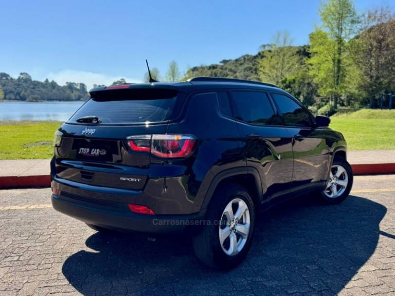 JEEP - COMPASS - 2017/2018 - Preta - R$ 96.900,00