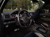 VOLKSWAGEN - AMAROK - 2023/2023 - Preta - R$ 234.900,00
