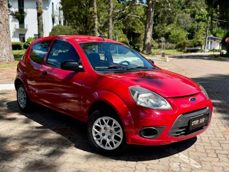FORD - KA - 2012/2013 - Vermelha - R$ 27.900,00