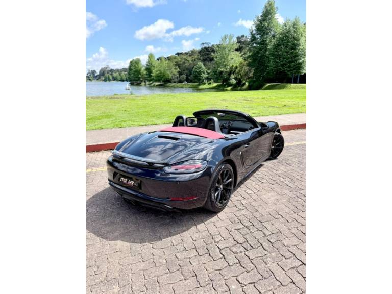 PORSCHE - 718 - 2018/2019 - Preta - R$ 509.900,00