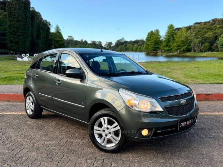 CHEVROLET - AGILE - 2010/2011 - Verde - R$ 36.900,00