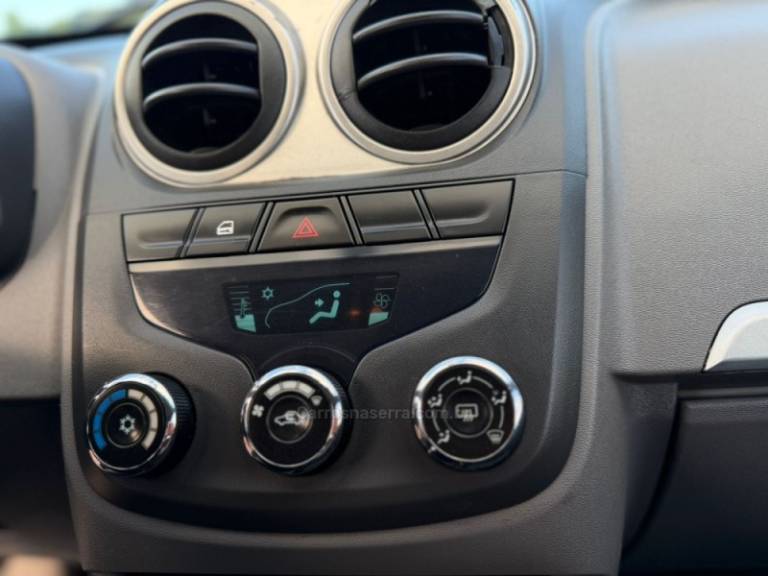 CHEVROLET - AGILE - 2010/2011 - Verde - R$ 36.900,00