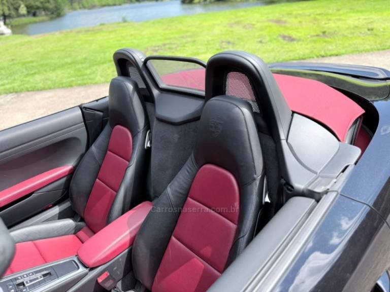 PORSCHE - 718 - 2018/2019 - Preta - R$ 509.900,00