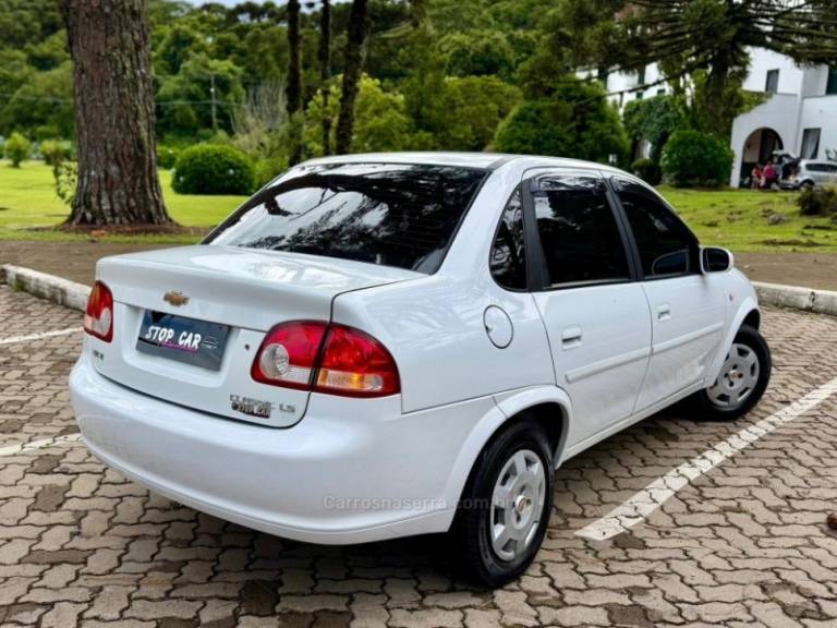 CHEVROLET - CLASSIC - 2011/2012 - Branca - Sob Consulta